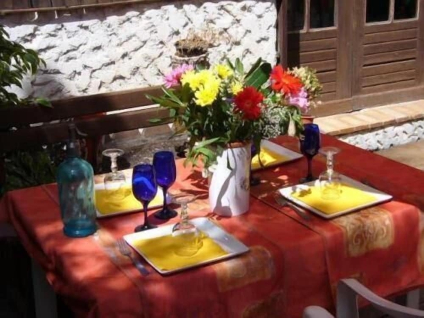 Imagen del bar/restaurante del Hotel Les Chamois. Foto 4