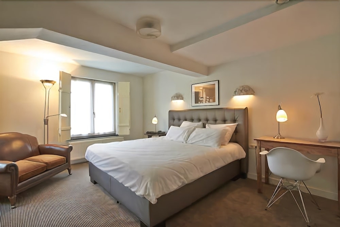 Imagen de la habitación del Hotel Les Charmes. Foto 5