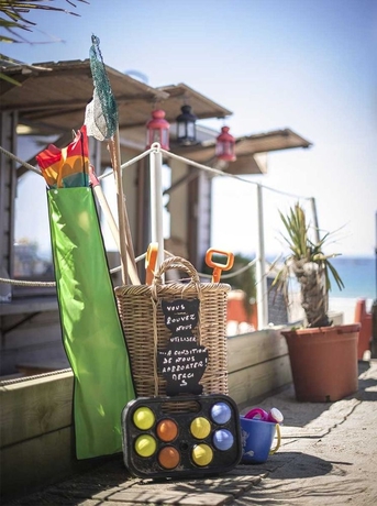 Imagen de los exteriores del Hotel Les Charmettes, Saint Malo. Foto 11