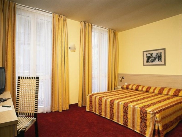 Imagen general del Hotel Les Cigales, Niza. Foto 4