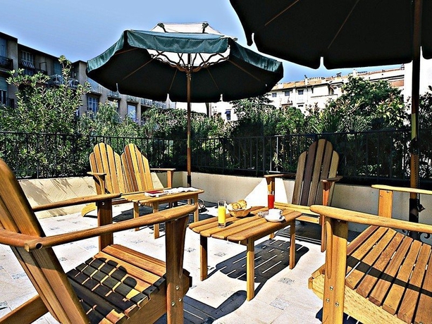 Imagen general del Hotel Les Cigales, Niza. Foto 5