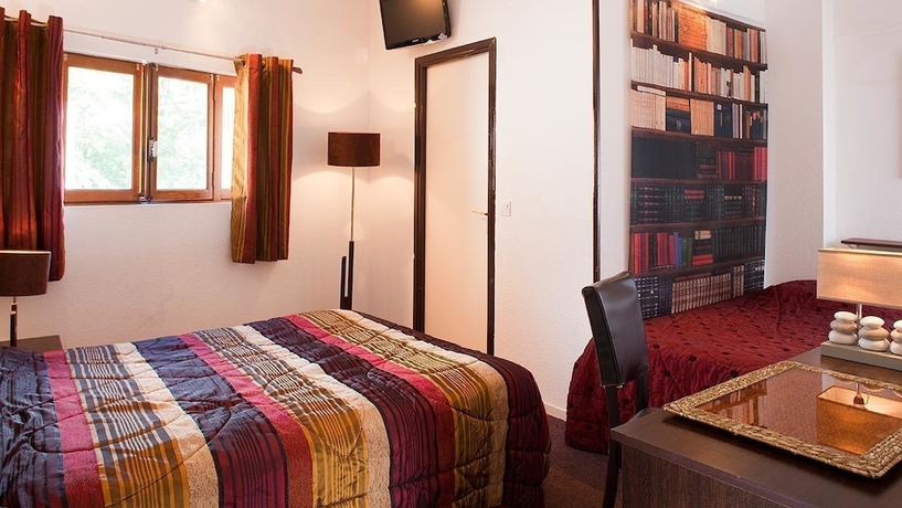 Imagen de la habitación del Hotel Les Clos De Chaponost. Foto 3