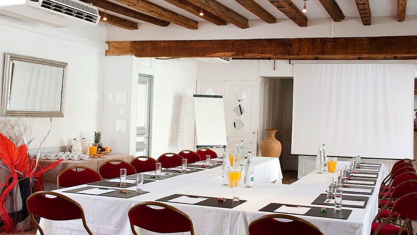 Imagen de los interiores del Hotel Les Clos De Chaponost. Foto 9