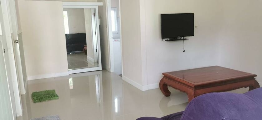 Imagen de la habitación del Hotel Les Collines Resort. Foto 17
