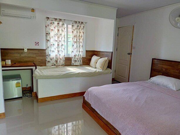 Imagen de la habitación del Hotel Les Collines Resort. Foto 19