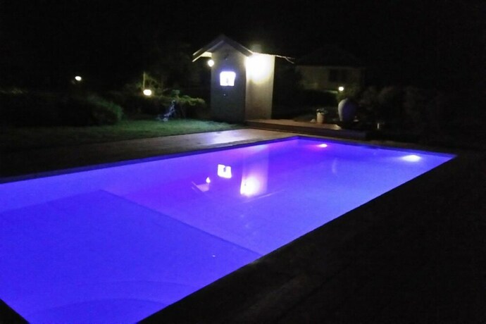 Imagen de la piscina del Hotel Les Collines Resort. Foto 36