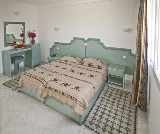 Imagen de la habitación del Hotel Les Colombes. Foto 5