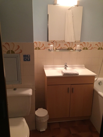 Imagen de la habitación del Hotel Les Combelles. Foto 17