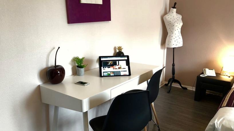 Imagen de la habitación del Hotel Les Cordeliers. Foto 9