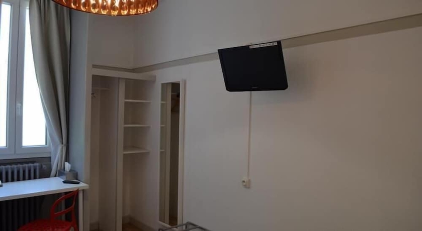 Imagen de la habitación del Hotel Les Corps Saints. Foto 14