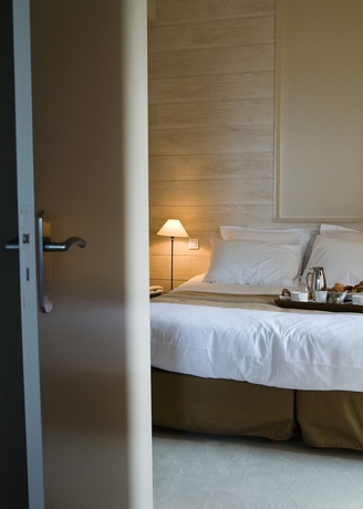 Imagen de la habitación del Hotel Les Costans, The Originals Relais (relais Du Silence). Foto 13