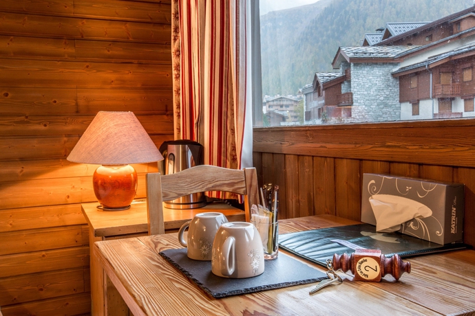 Imagen de la habitación del Hotel Les Crêtes Blanches. Foto 5