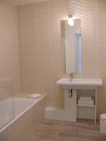 Imagen de la habitación del Hotel Les Criquets and Spa. Foto 9