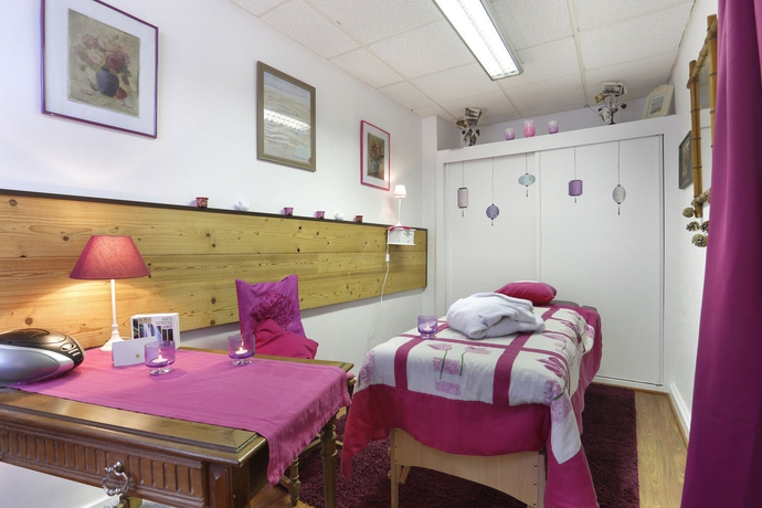 Imagen de los interiores del Hotel Les Cygnes. Foto 9