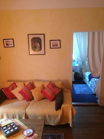Imagen de la habitación del Hotel Les Cygnes. Foto 6