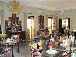 Imagen del bar/restaurante del Hotel Les Cypr&egrave;s. Foto 2