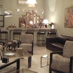 Imagen de los interiores del Hotel Les Cypr&egrave;s. Foto 10