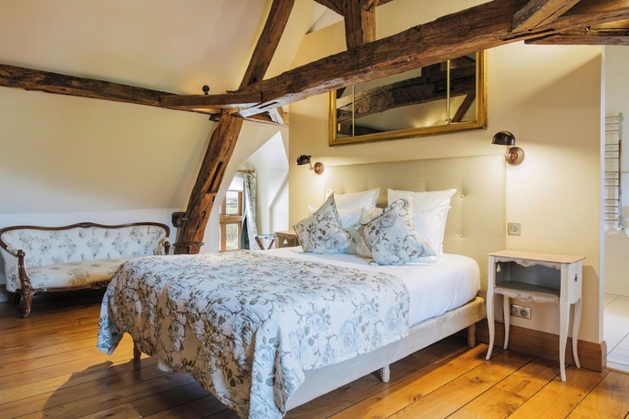 Imagen de la habitación del Hotel Les Deux Chevres Gevrey-Chambertin. Foto 5