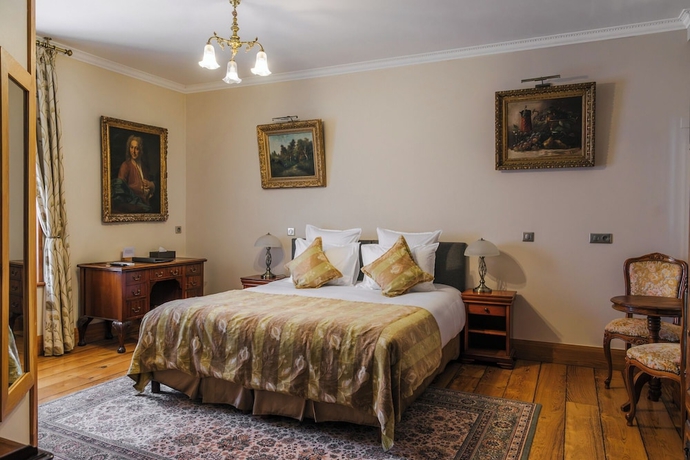 Imagen de la habitación del Hotel Les Deux Chevres Gevrey-Chambertin. Foto 6