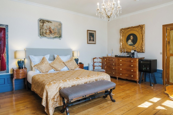 Imagen de la habitación del Hotel Les Deux Chevres Gevrey-Chambertin. Foto 8