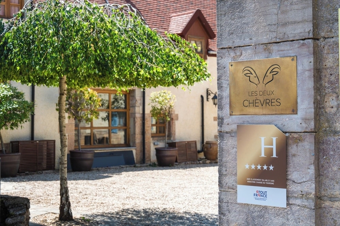Imagen de los interiores del Hotel Les Deux Chevres Gevrey-Chambertin. Foto 16