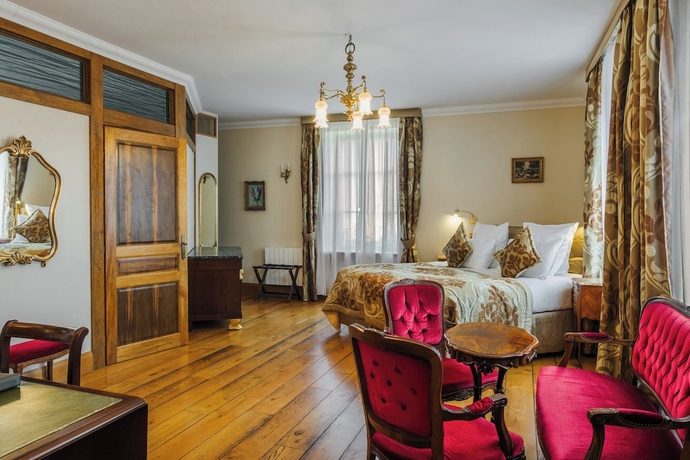 Imagen de la habitación del Hotel Les Deux Chevres Gevrey-Chambertin. Foto 13