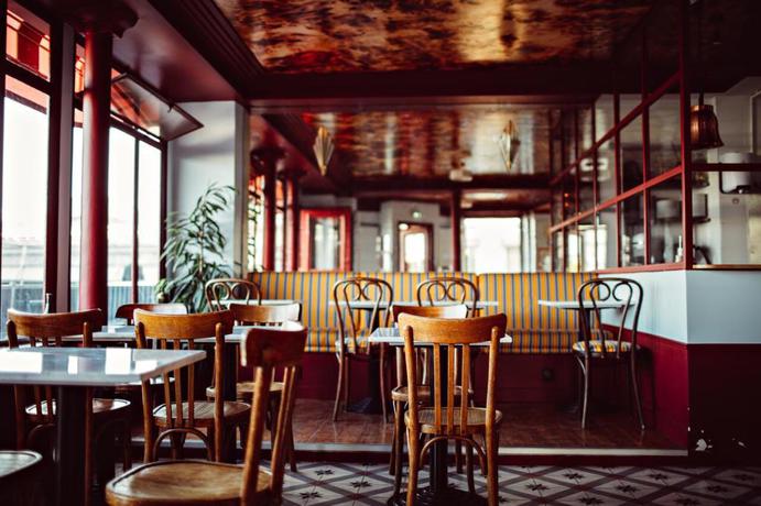 Imagen del bar/restaurante del Hotel Les Deux Gares. Foto 1