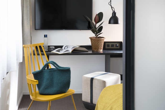 Imagen de la habitación del Hotel Les Deux Girafes. Foto 4