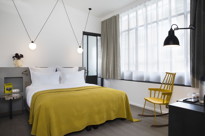 Imagen de la habitación del Hotel Les Deux Girafes. Foto 6