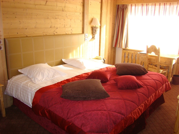 Imagen de la habitación del Hotel Les Ducs De Savoie. Foto 2