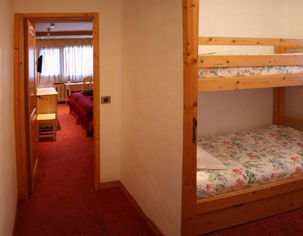Imagen de la habitación del Hotel Les Ducs de Savoie. Foto 11