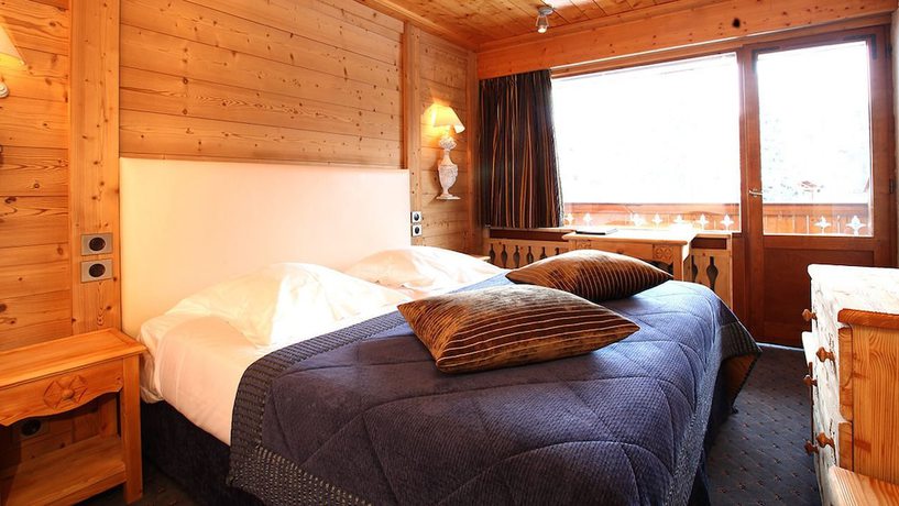 Imagen de la habitación del Hotel Les Ducs de Savoie. Foto 12