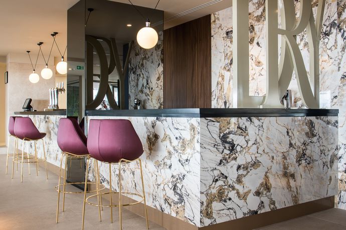 Imagen del bar/restaurante del Hotel Les Dunes Comodoro. Foto 5