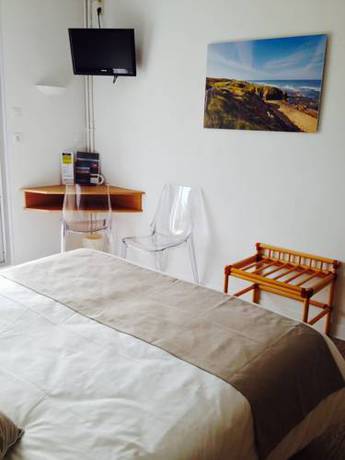 Imagen de la habitación del Hotel Les Dunes, La Tranche-sur-Mer. Foto 8