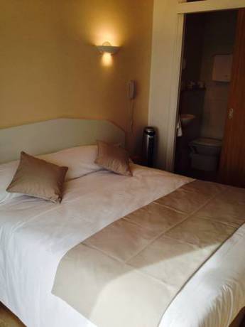 Imagen de la habitación del Hotel Les Dunes, La Tranche-sur-Mer. Foto 9