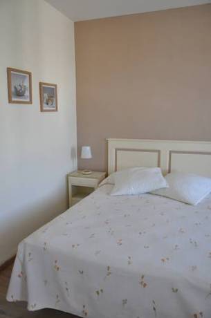 Imagen de la habitación del Hotel Les Echevins. Foto 2