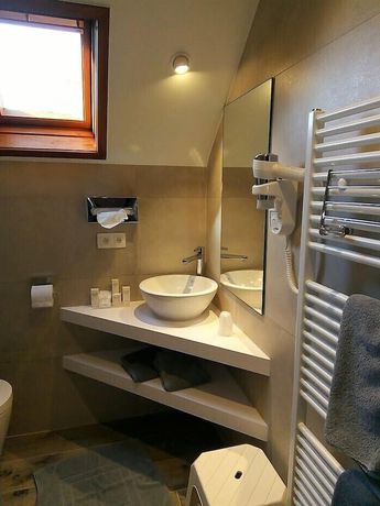 Imagen de la habitación del Hotel Les Eleveurs. Foto 12