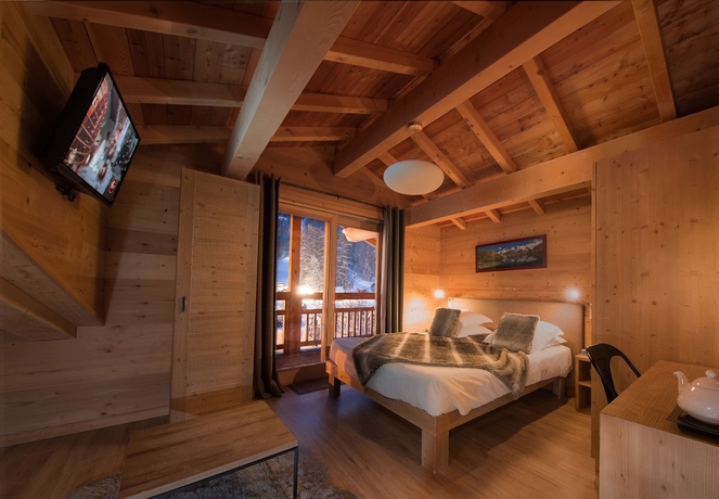 Imagen de la habitación del Hotel Les Escondus. Foto 6