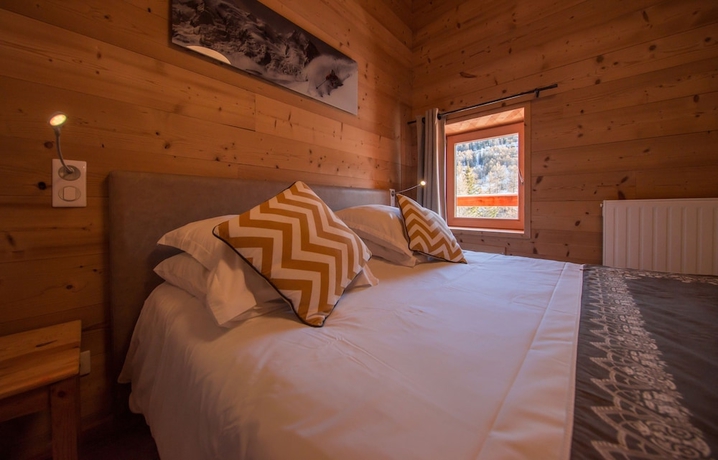 Imagen de la habitación del Hotel Les Escondus. Foto 10