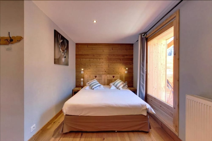 Imagen de la habitación del Hotel Les Escondus. Foto 13