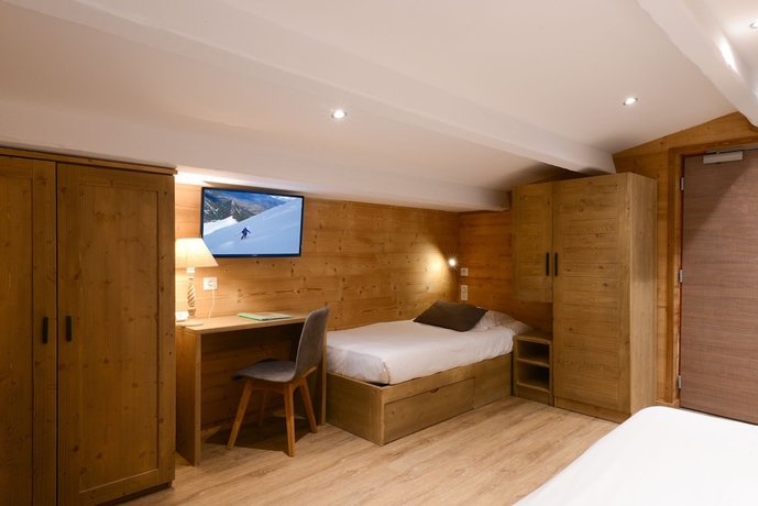 Imagen de la habitación del Hotel Les Escondus. Foto 19