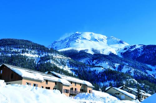 Imagen de la habitación del Hotel Les Esquirousses. Foto 4