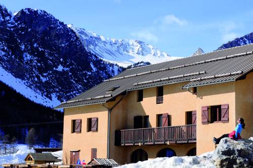 Imagen de la habitación del Hotel Les Esquirousses. Foto 6