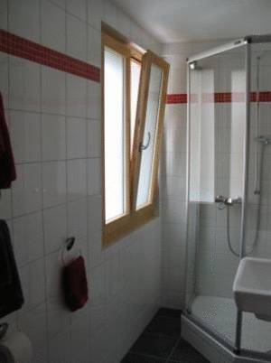 Imagen de la habitación del Hotel Les Etagnes. Foto 13