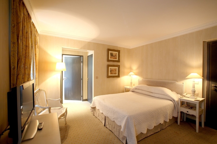 Imagen de la habitación del Hotel Les Etangs De Corot. Foto 7