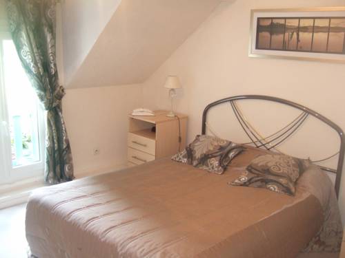 Imagen de la habitación del Hotel Les Etangs De Guibert. Foto 3