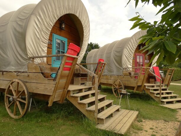 Imagen de la habitación del Hotel Les Etangs du Moulin. Foto 17