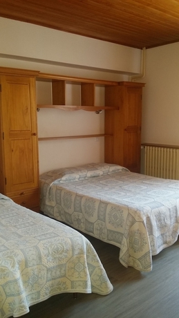 Imagen de la habitación del Hotel Les Fleurs. Foto 8