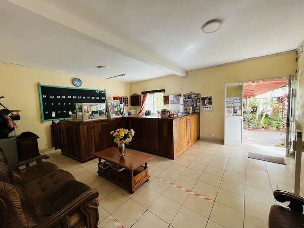 Imagen general del Hotel Les Flots Bleu. Foto 2