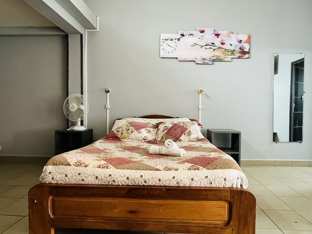 Imagen de la habitación del Hotel Les Flots Bleu. Foto 12